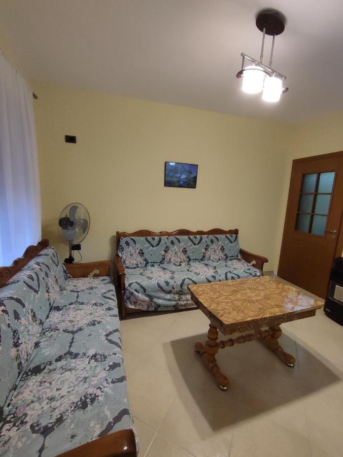 Apartamento Flat White Krujë Exterior foto